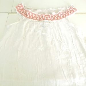 Off-Shoulder Sleeveless Blouse